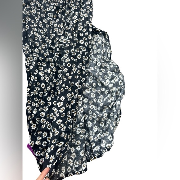 Reformation Phoebe midi black skirt white daisies size 0 with slit - Picture 5 of 8